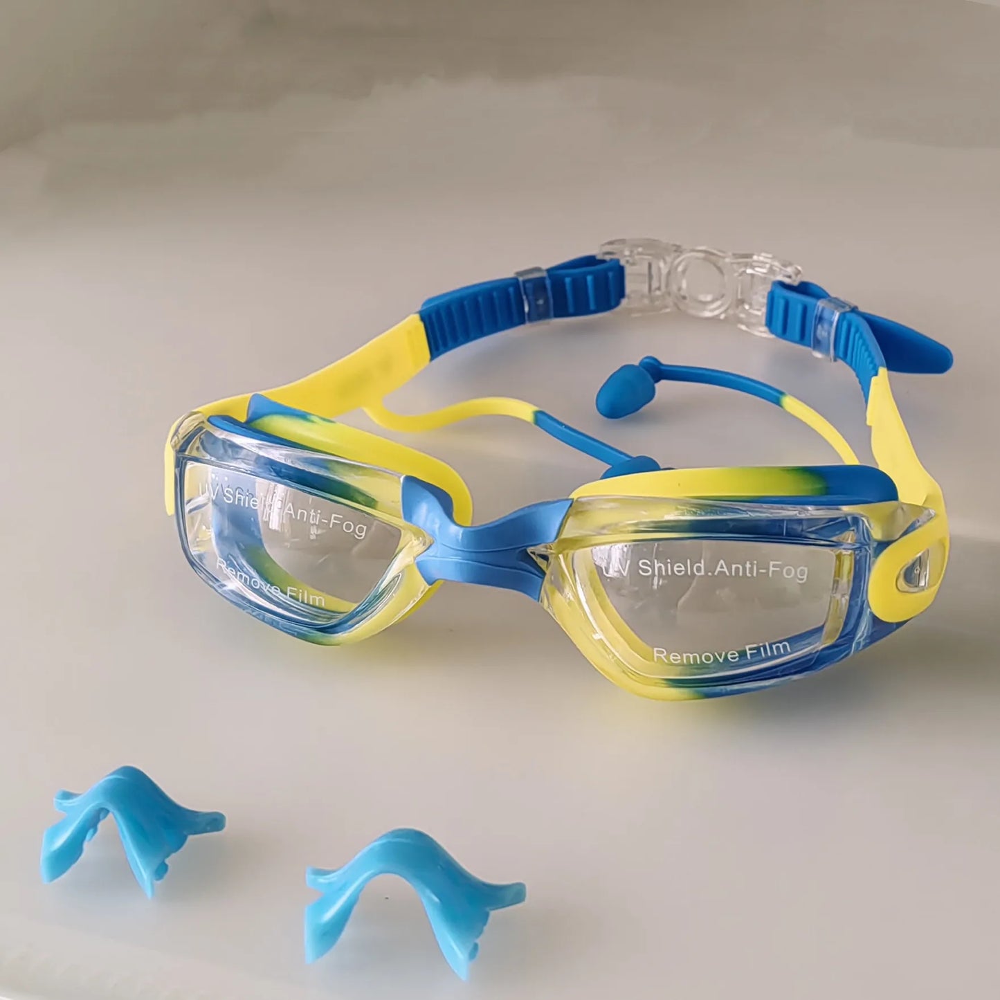Occhialini da nuoto per bambini, anti appannamento, anti-UV, con tappi per le orecchie
