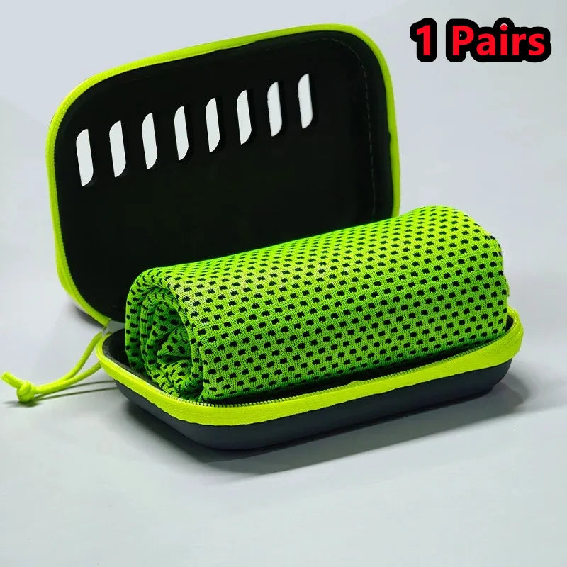 Asciugamano in microfibra con custodia in EVA compatti