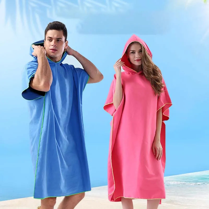 Accappatoio pomncho in microfibra con cappuccio